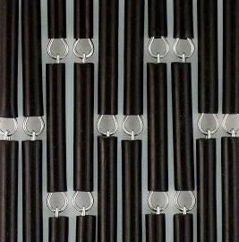 Vliegengordijn Op Maat: Hulzen Verspringen Zwart (kant En Klaar) 1 Vliegengordijn Op Maat: Hulzen Verspringen Zwart (kant En Klaar)